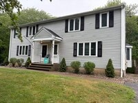 Building Photo - 206 Comfort St