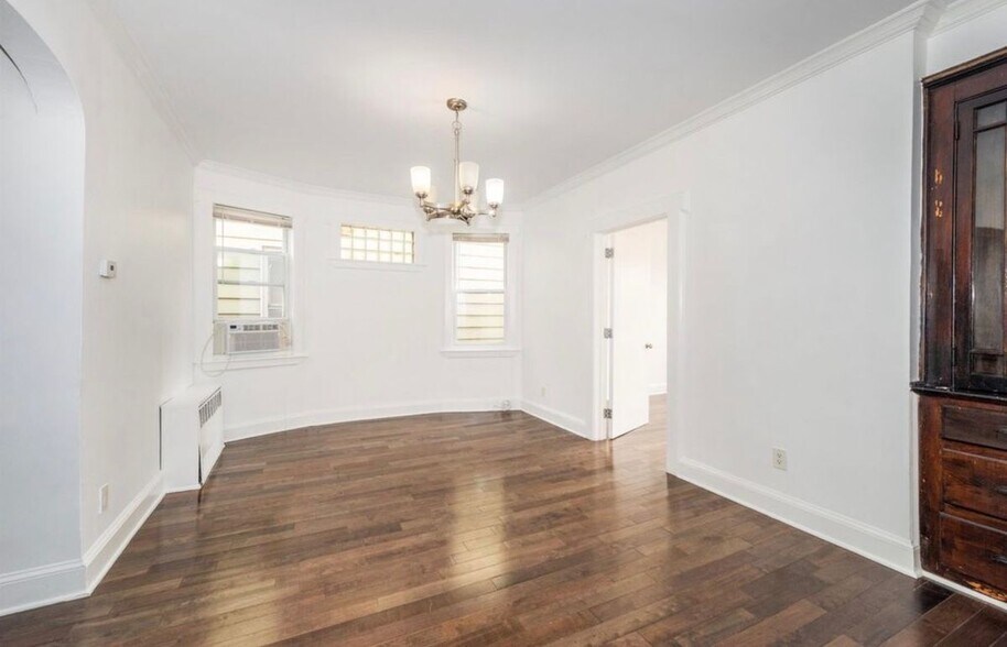 Building Photo - 210 Wilkinson Ave