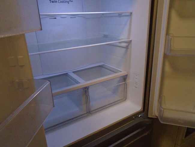 Building Photo - Nice Condo