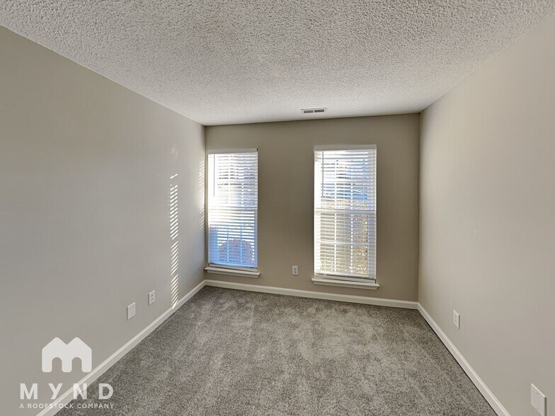Building Photo - 1307 Yorkdale Dr