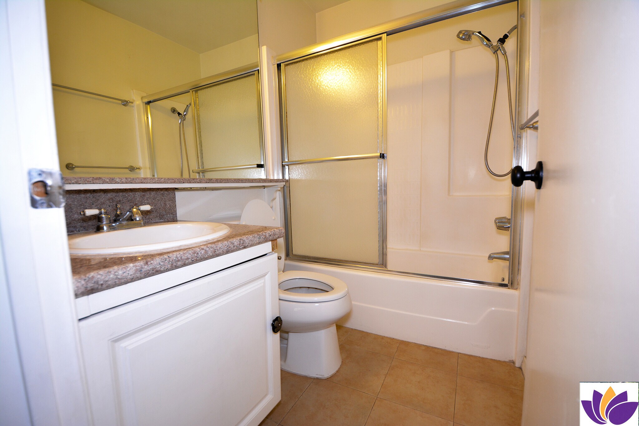 Building Photo - 3025 Morningside Dr