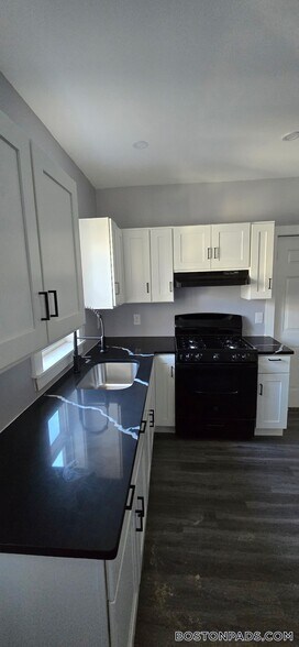 Building Photo - 56 Woolson St