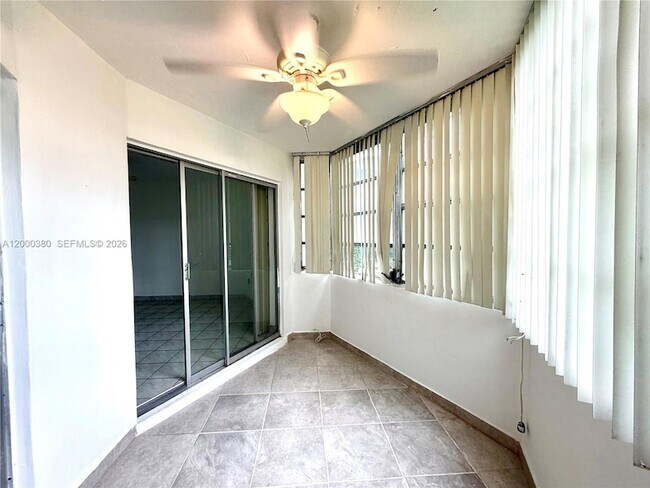 Building Photo - 1701 NE Miami Gardens Dr