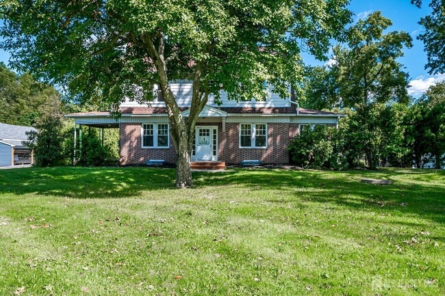 Building Photo - 338 Buckelew Ave