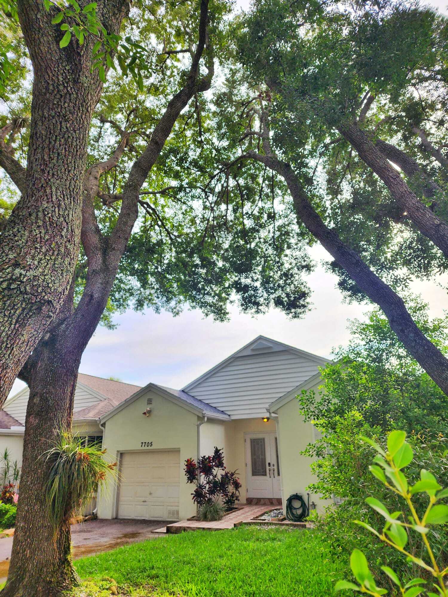 Building Photo - 7705 Forest Green Ln