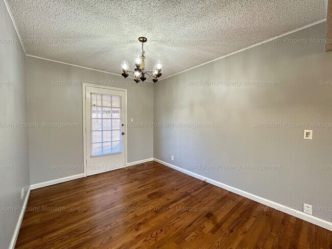 Building Photo - For Lease | Brookside | $1250 Rent