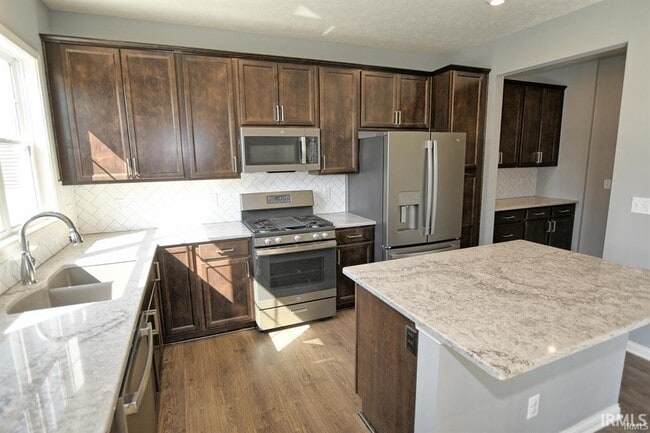 Building Photo - 11134 Ensle Dr