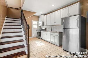 Building Photo - 236 E Dullnig Ct