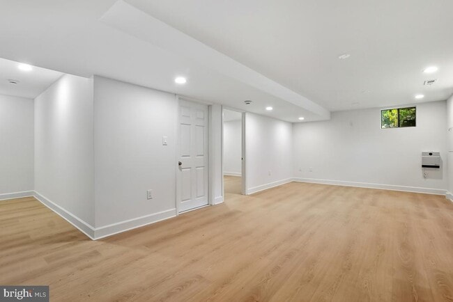 Building Photo - 8728 Old Courthouse Rd