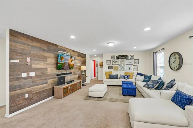 Building Photo - 8977 Rhodes St