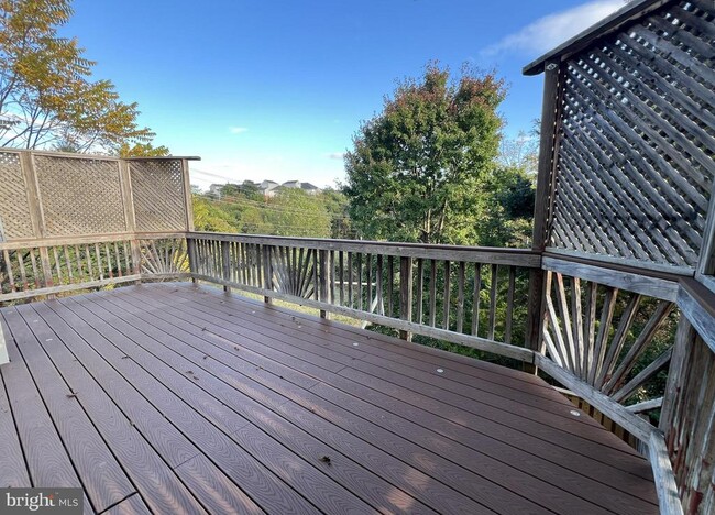 Building Photo - 13611 Acorn Hunt Pl