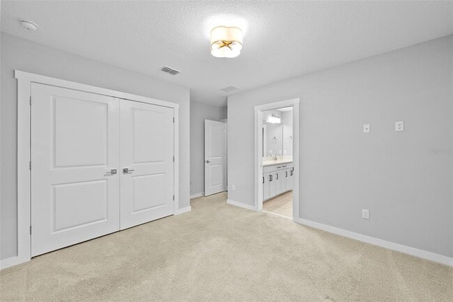 Building Photo - 5834 S MacDill Ave