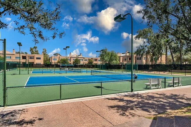 Building Photo - Furnished 2-Bed, 2-Bath Condo in Gainey Ranch