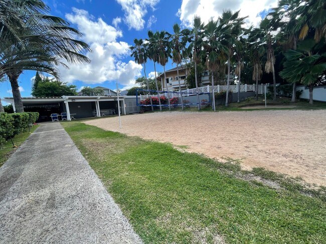 Building Photo - 545B Mananai Place Unit #28