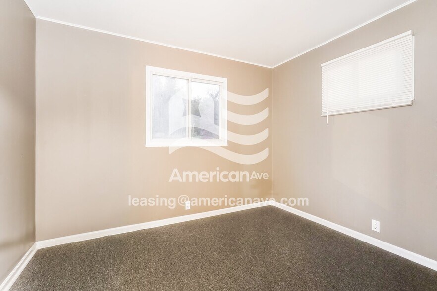 Building Photo - 2022 Bergan St