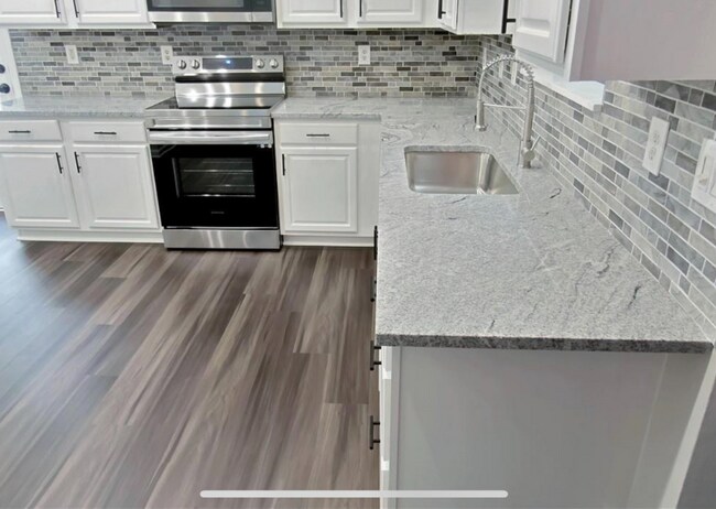 Building Photo - 3225 Blackwood Ln