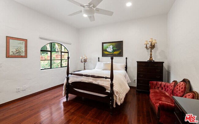 Building Photo - 503 Vera Canyon Dr