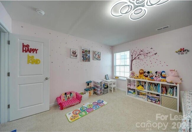 Building Photo - 9609 Margrave Dr