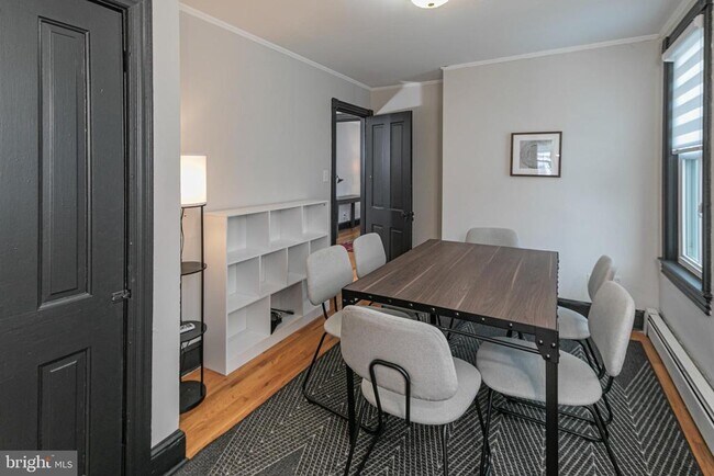 Building Photo - 357 Nassau St