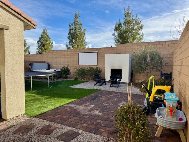 Building Photo - 8804 Trotternish Rdg