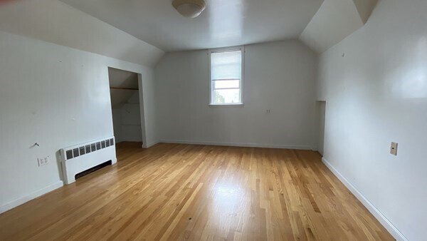 Building Photo - 143 Billings St