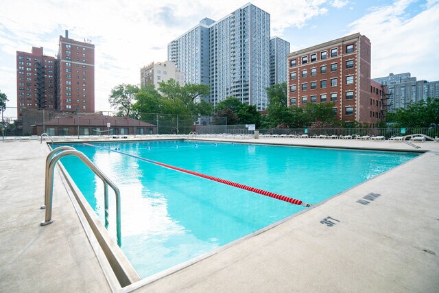 Primary Photo - 4343 N Clarendon Ave