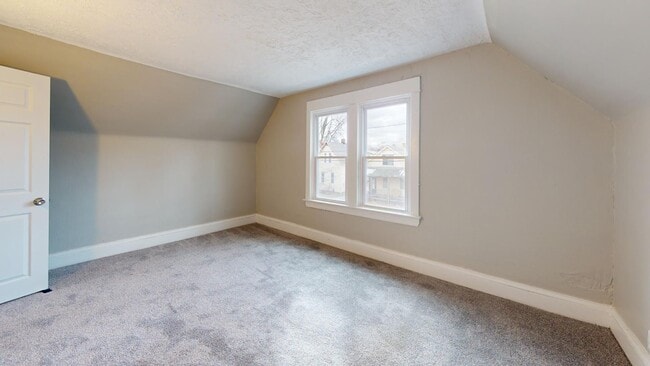Building Photo - Stockyards Area - 2 Bedrooms - Single Fami...