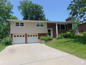 Building Photo - Nice 3 Bed 3 Bath House In University Park...