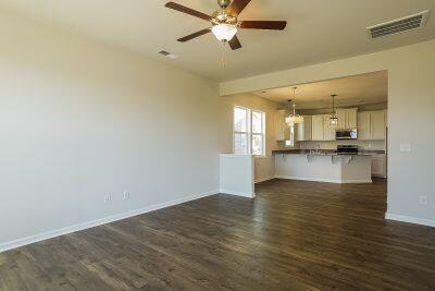 Building Photo - 745 Justify Lp