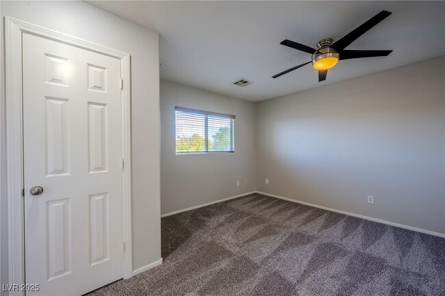 Building Photo - 5283 Broadlake Ln