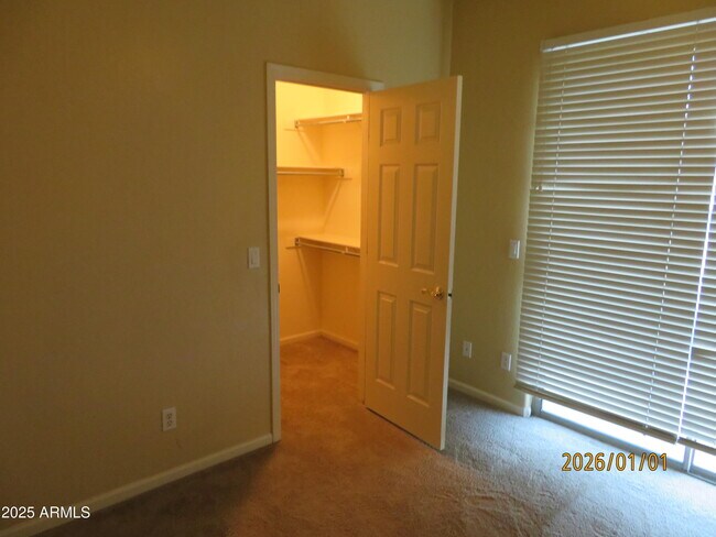 Building Photo - 7748 E Manana Dr