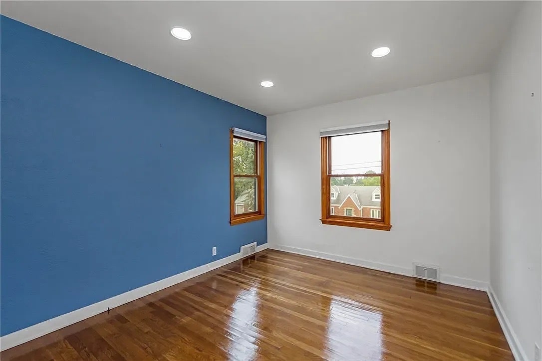 Bedroom 1 - 20 Locust Ln