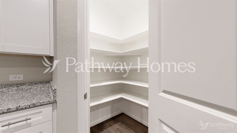 Building Photo - 1609 Vandemere Ct