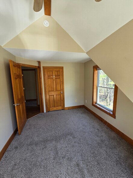 Bed 1 - 19 Marshall Valley Rd
