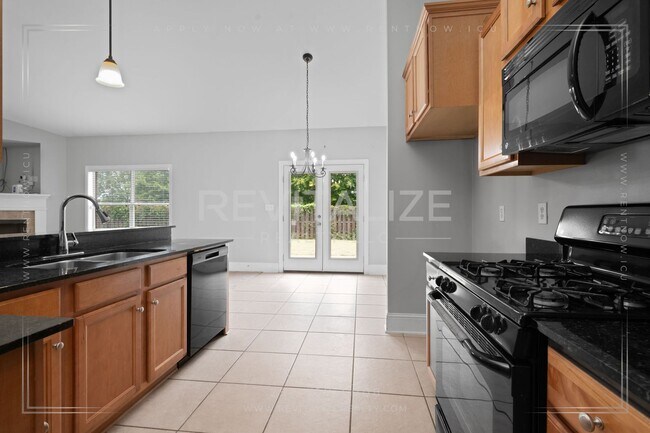 Building Photo - 11070 Courtland Ct