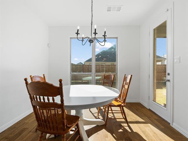 Building Photo - 1441 Bluebonnet Ln