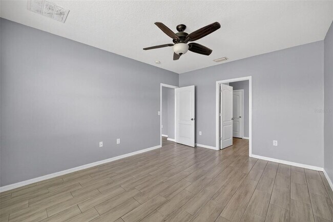 Building Photo - 4042 Wayfarer Wy