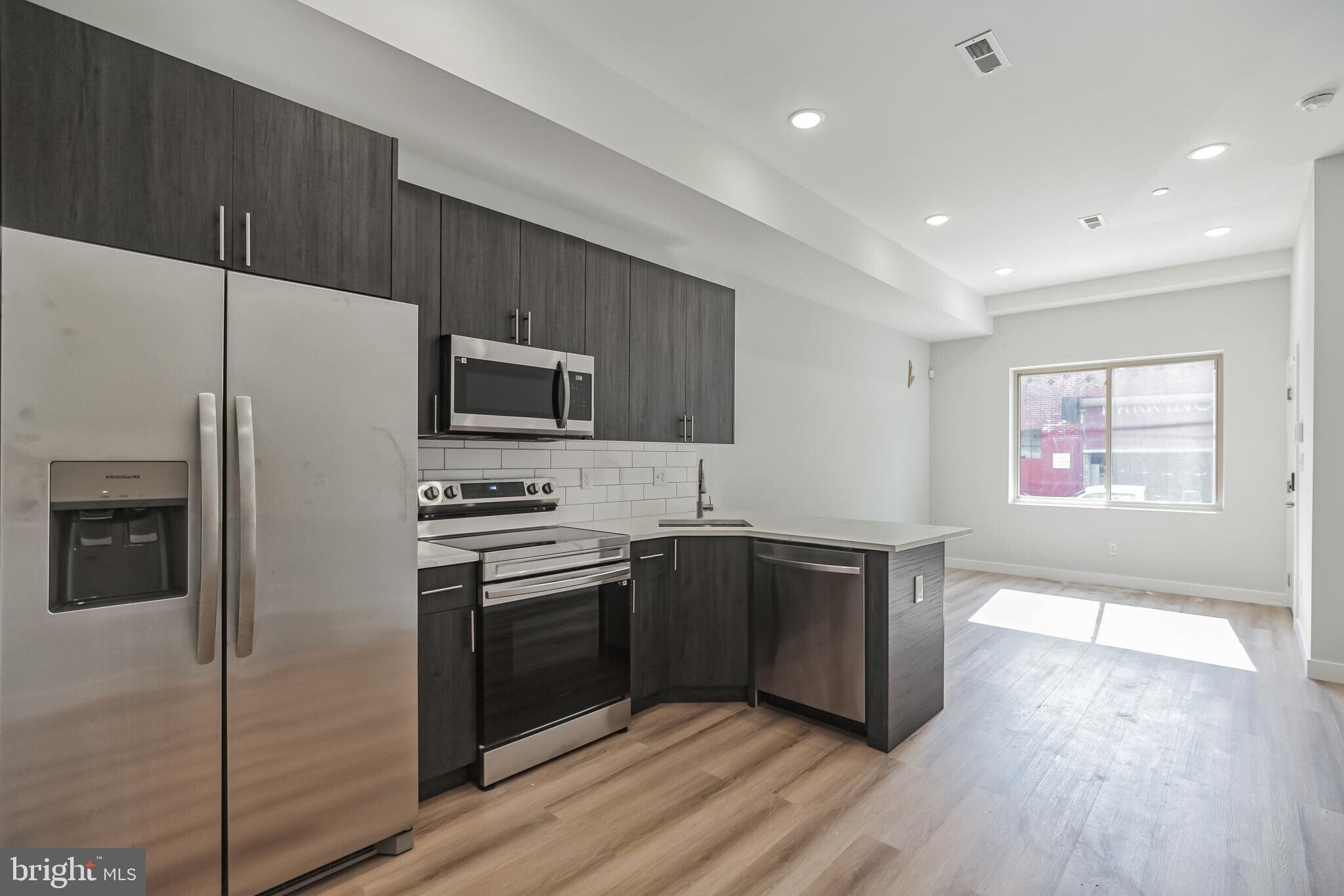 Building Photo - 2222 N 7th St