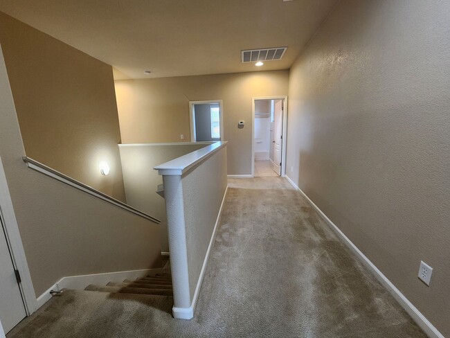 Building Photo - 1108 Tuscan Ct