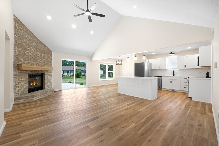 Building Photo - 7933 Basswood Pl