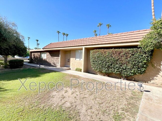 Building Photo - 76675 Sandpiper Dr