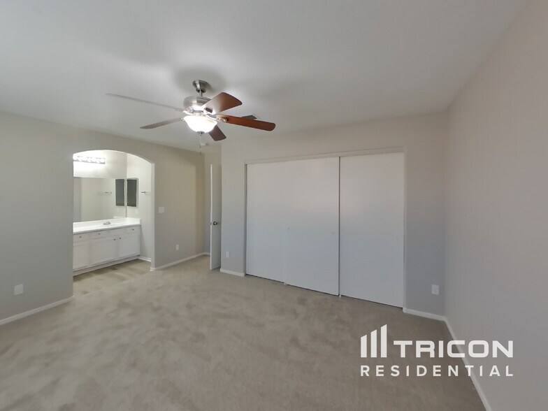 Building Photo - 5268 Marauder Ct
