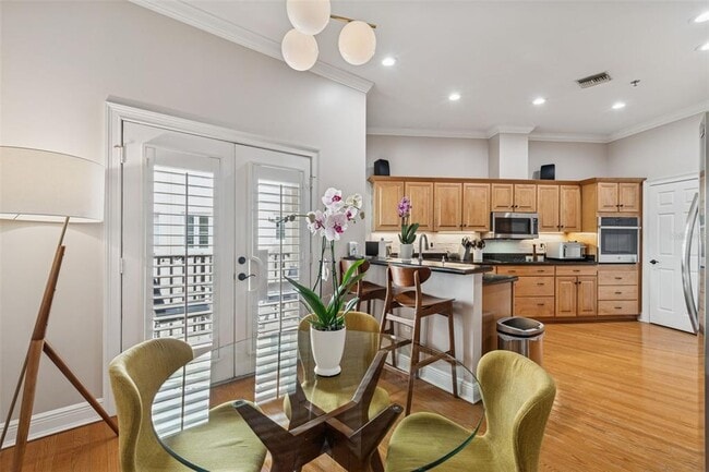 Building Photo - 1001 S Rome Ave