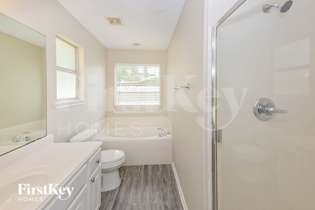 Building Photo - 17111 Cutter Way