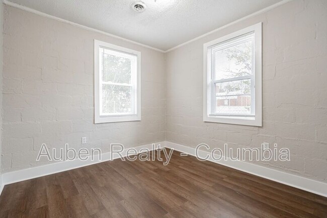Building Photo - 1220 Gregg St