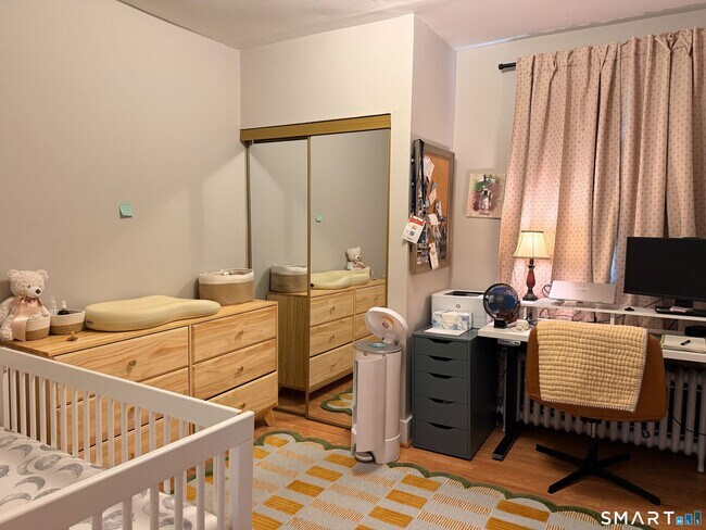 Building Photo - 804 Edgewood Ave