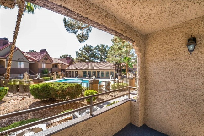 Building Photo - 2200 S Fort Apache Rd