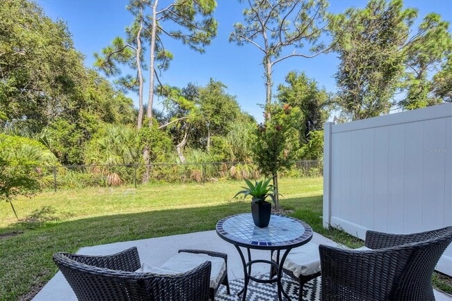 Building Photo - 15032 Cuzcorro Ct