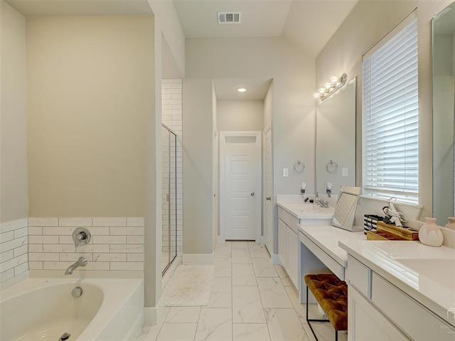 Building Photo - 1213 Thrasher Dr