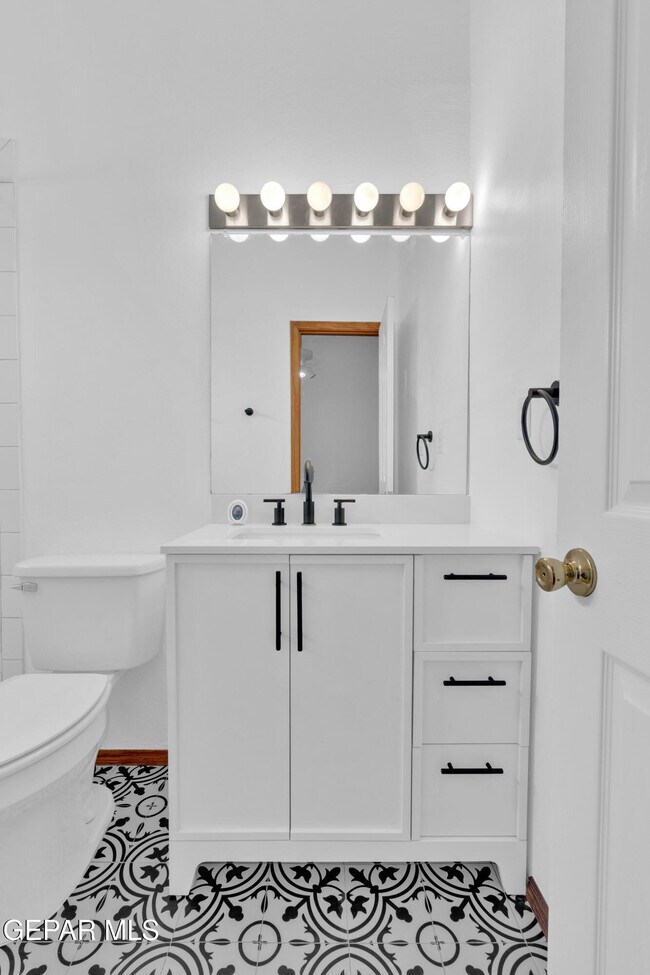 Building Photo - 7516 Plaza Taurina Dr